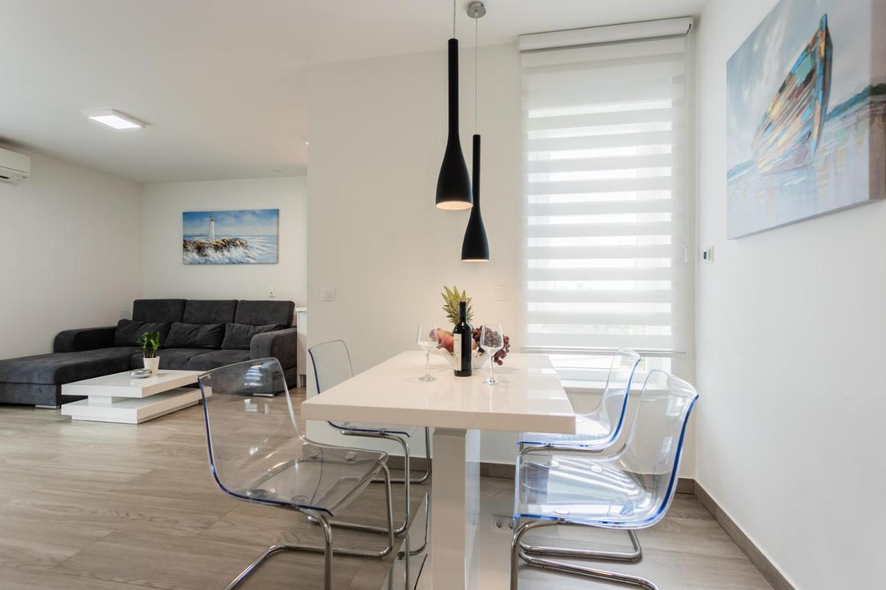 New Modern Apartment "Marjan" Podstrana Esterno foto